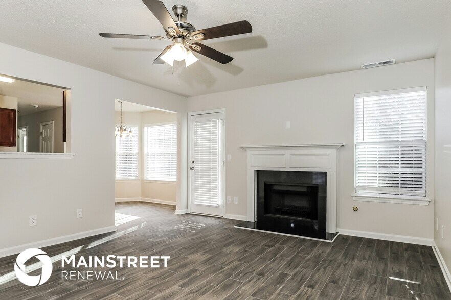 Building Photo - 5755 Blacktop Ct