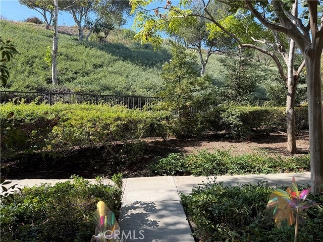 Building Photo - 107 Sansovino