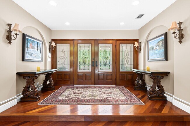 Building Photo - 18540 Long Lake Dr