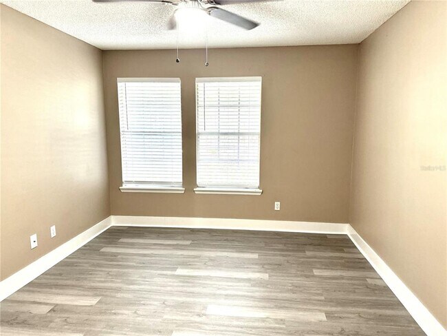 Building Photo - 6064 Westgate Dr