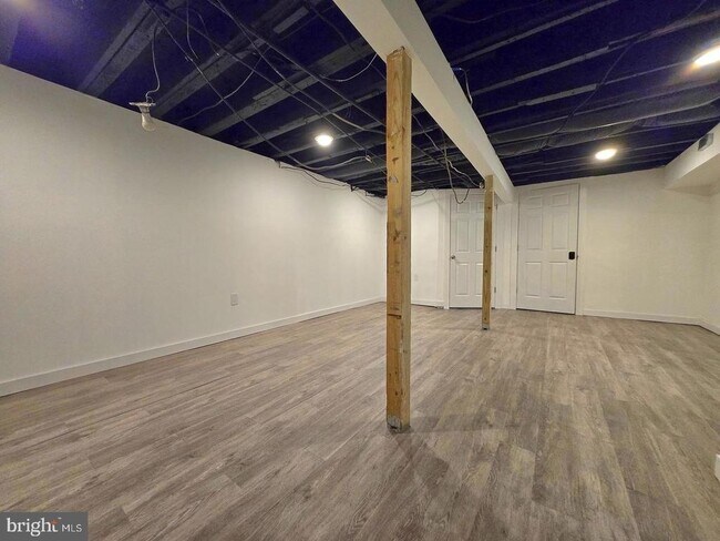 Building Photo - 1218 N 16th St