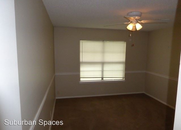 Building Photo - 2 br, 1 bath House - 801 Oblate Dr