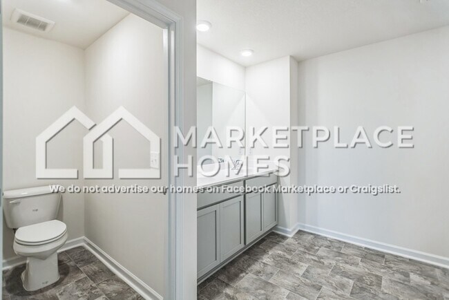 Building Photo - 400 Arrowhead Dr