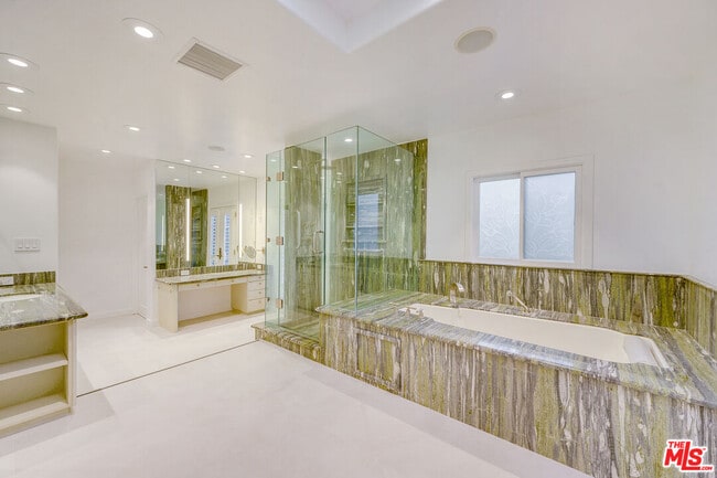 Building Photo - 507 N Arden Dr