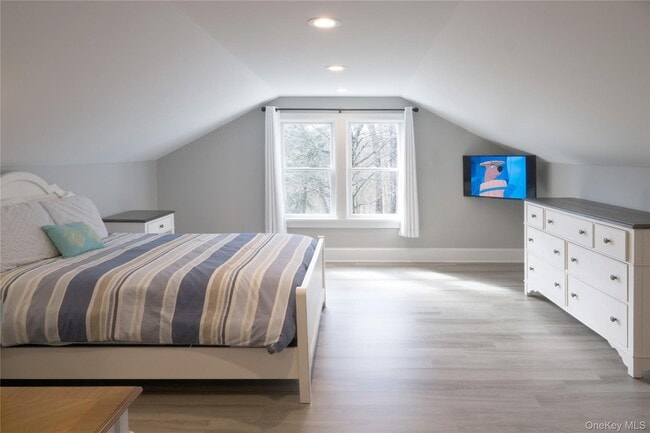 Building Photo - 1 Hennessey Ln