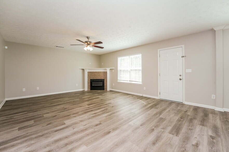 Building Photo - 3487 Temple Ridge Ct SW