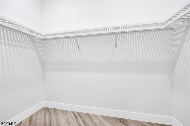 Building Photo - 3220 NW 21st St