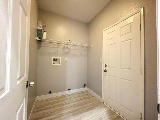 Building Photo - Charming Single-Story Home in Oceanside 3 Bedroom 2 Bath