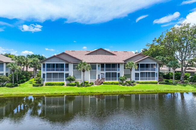 Building Photo - 26868 Wedgewood Dr