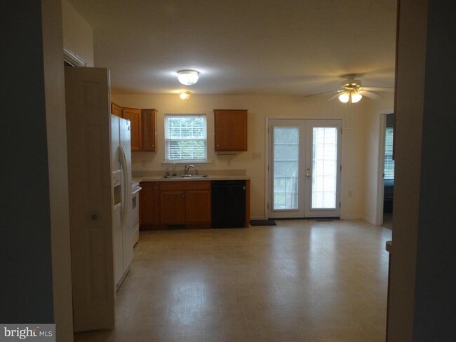 Building Photo - 3669 Mountain Shadow Dr