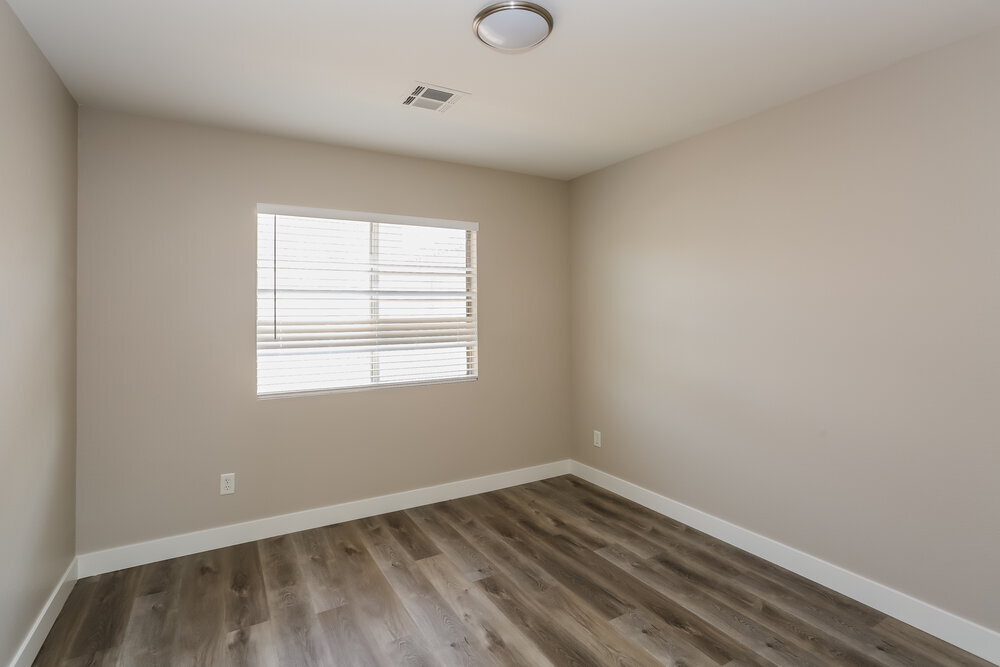 Building Photo - 932 Maple Pines Ave