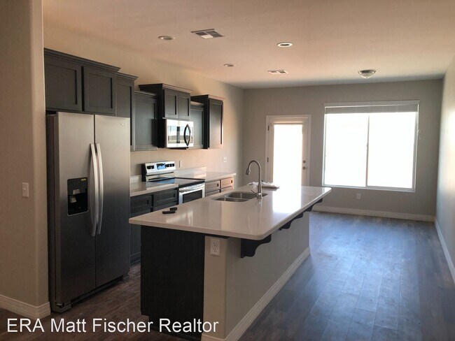 Building Photo - 3 br, 2 bath House - 336 E Orchid St