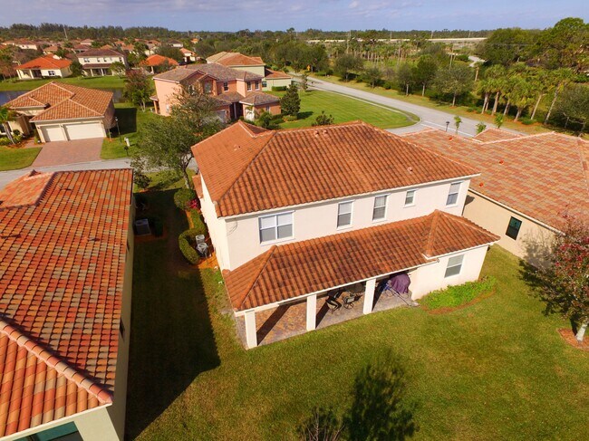 Building Photo - 5590 53rd Ave