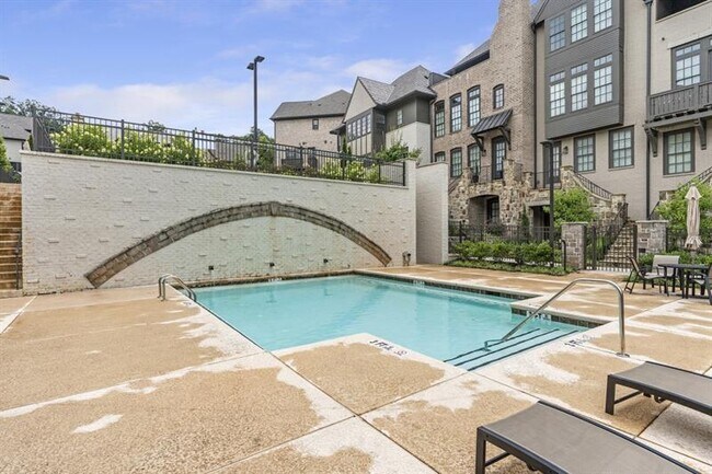 Building Photo - 6803 Prelude Dr