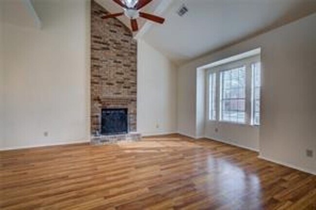 Building Photo - Quiet Rowlett Gem with High Ceilings & Private Backyard