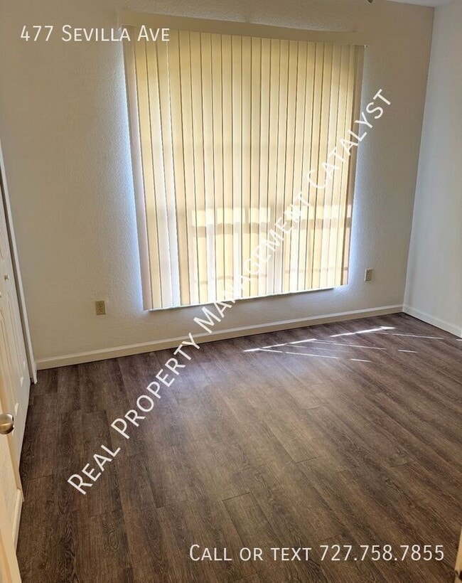 Building Photo - 477 Sevilla Ave