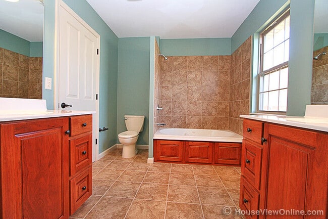 Building Photo - Beautiful Home In Cape