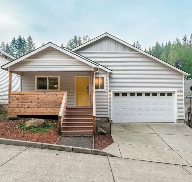 Building Photo - 38555 Dubarko Rd