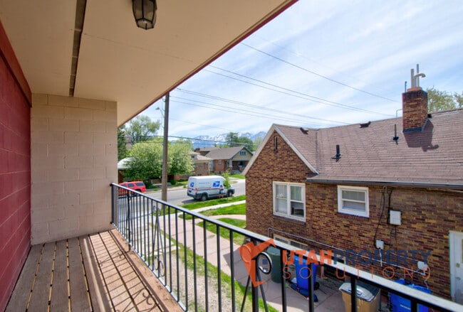 Building Photo - 1914 S 900 E