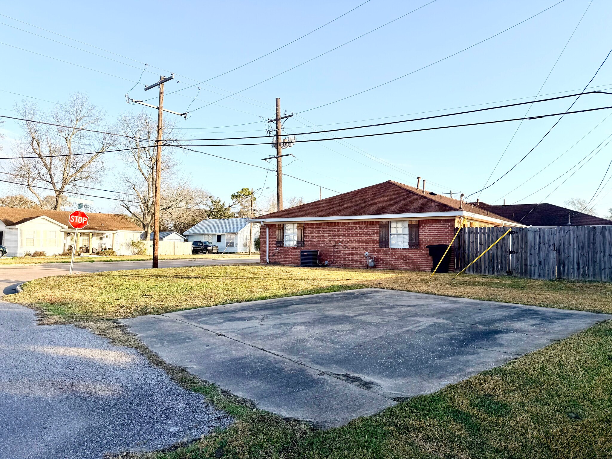 Building Photo - 237 Nederland Ave