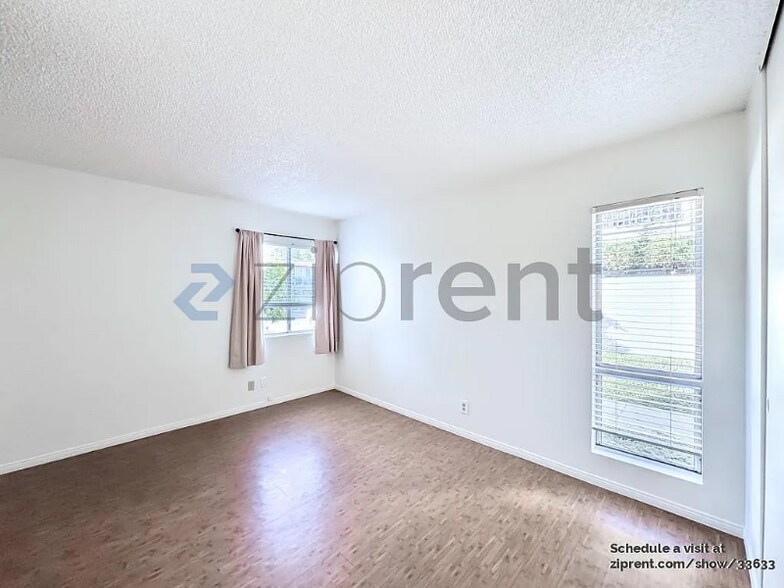 Building Photo - 47 Dearborn Pl
