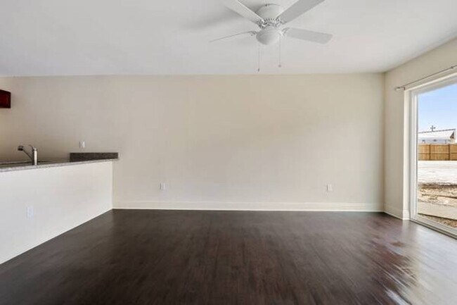 Building Photo - Renovated 1 Bed 1 Bath In Gentilly Area