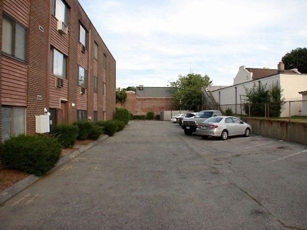 Building Photo - 9 Ryder St