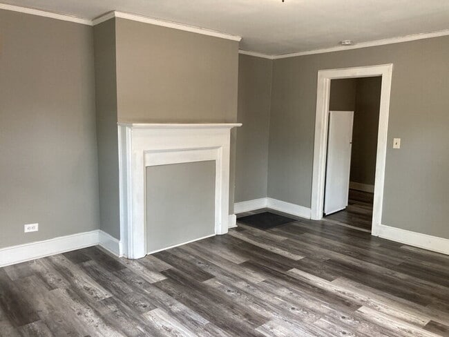 Building Photo - 125 Mallard St