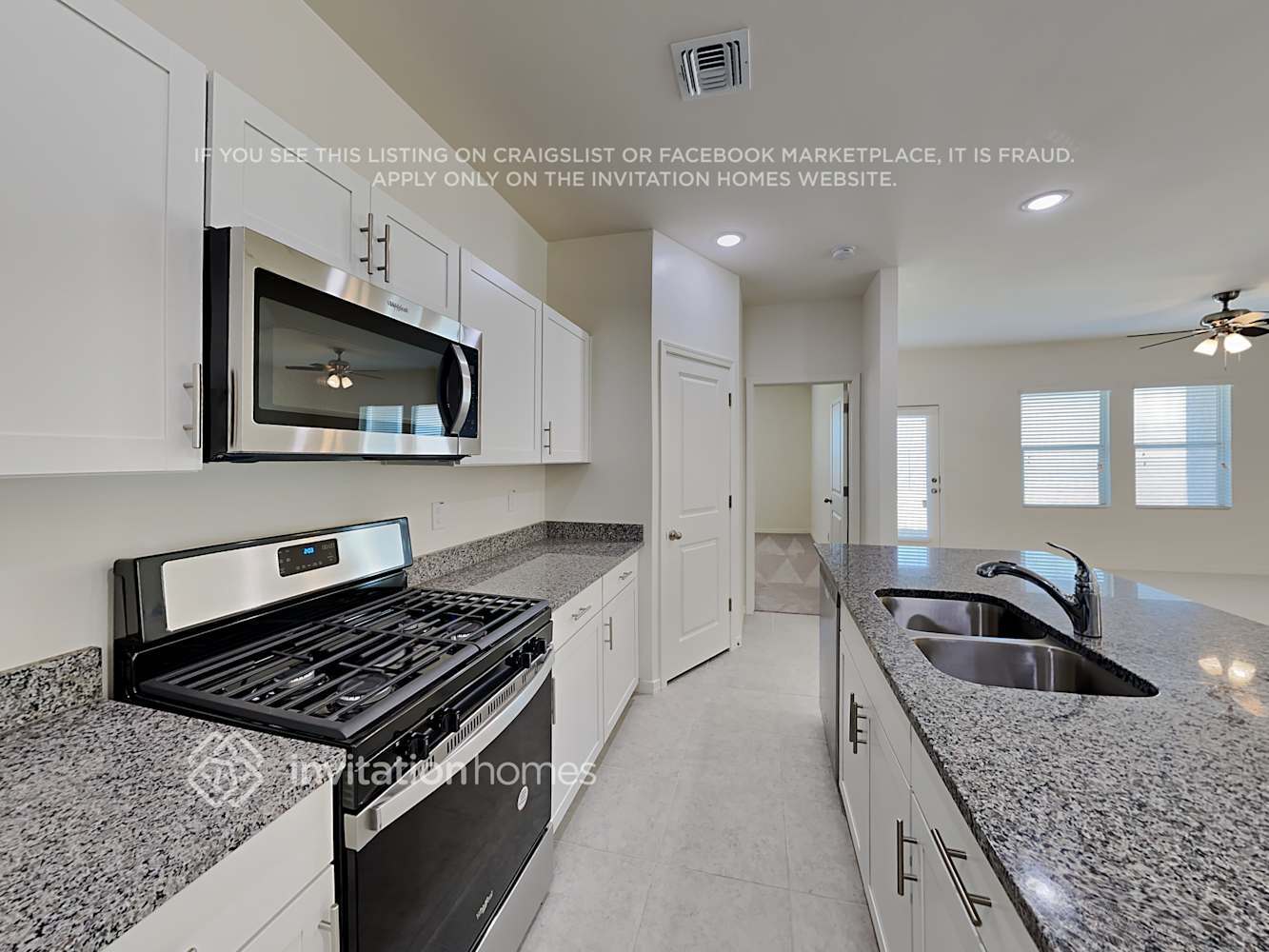 Building Photo - 19140 W Pierson St