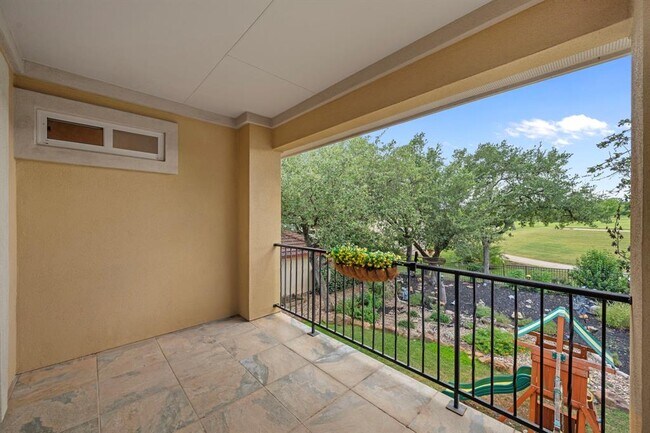 Building Photo - 5715 Misty Hill Cove