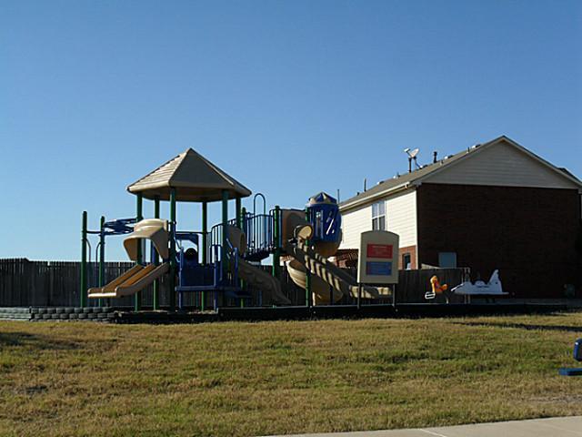 Building Photo - Great home in Windmill Farms! 3/2/2