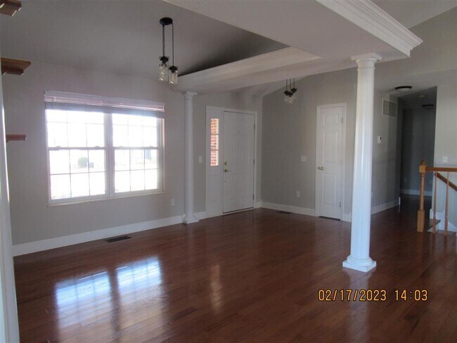 Building Photo - Lovely Home in O'Fallon