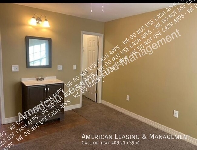 Building Photo - 800 Treadwell Ave