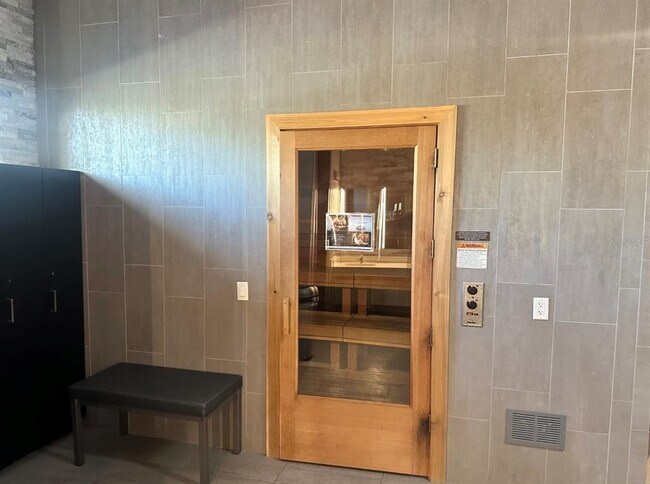 Building Photo - 1222 Royal St. George Blvd