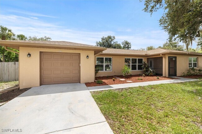 Building Photo - 1346 Beacon Dr