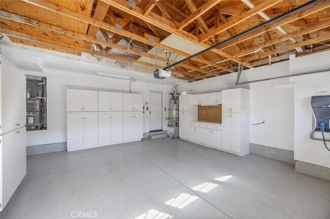 Building Photo - 5974 Ruthwood Dr