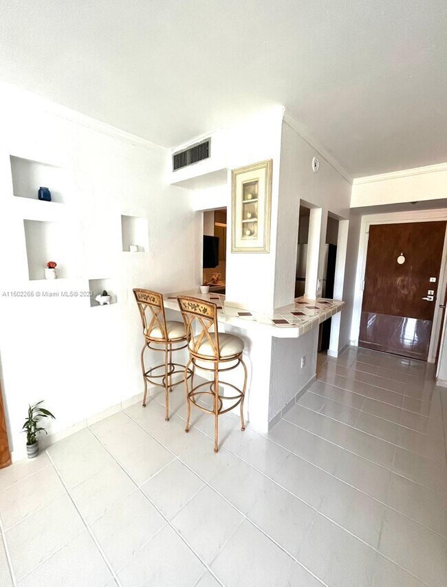 Building Photo - 2829 Indian Creek Dr