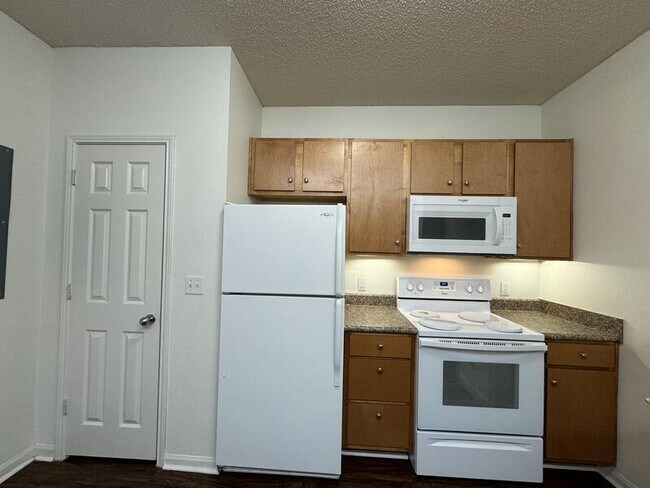 Building Photo - 2200 Classen Blvd