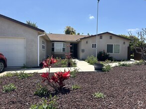 Building Photo - 1034 Monterey Ct