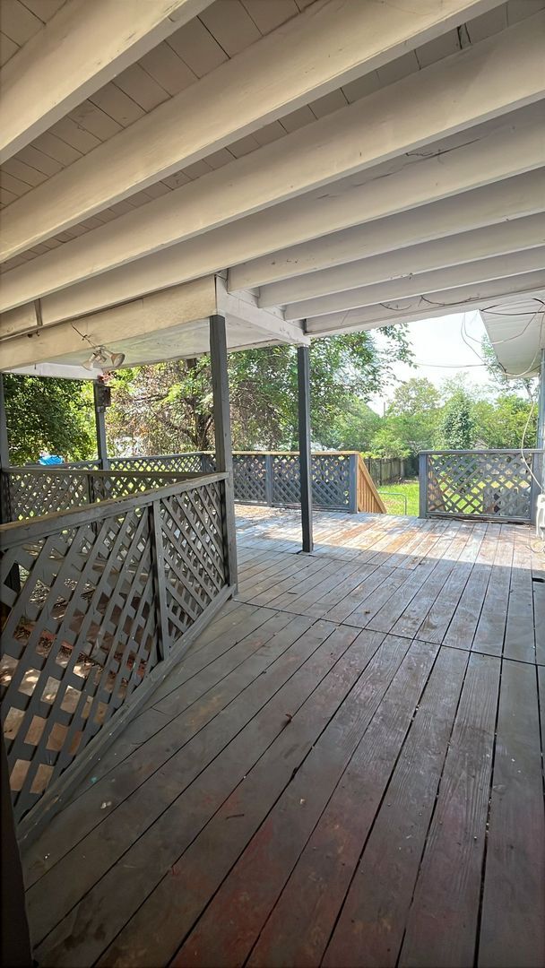 Building Photo - 112 Courtney Cir
