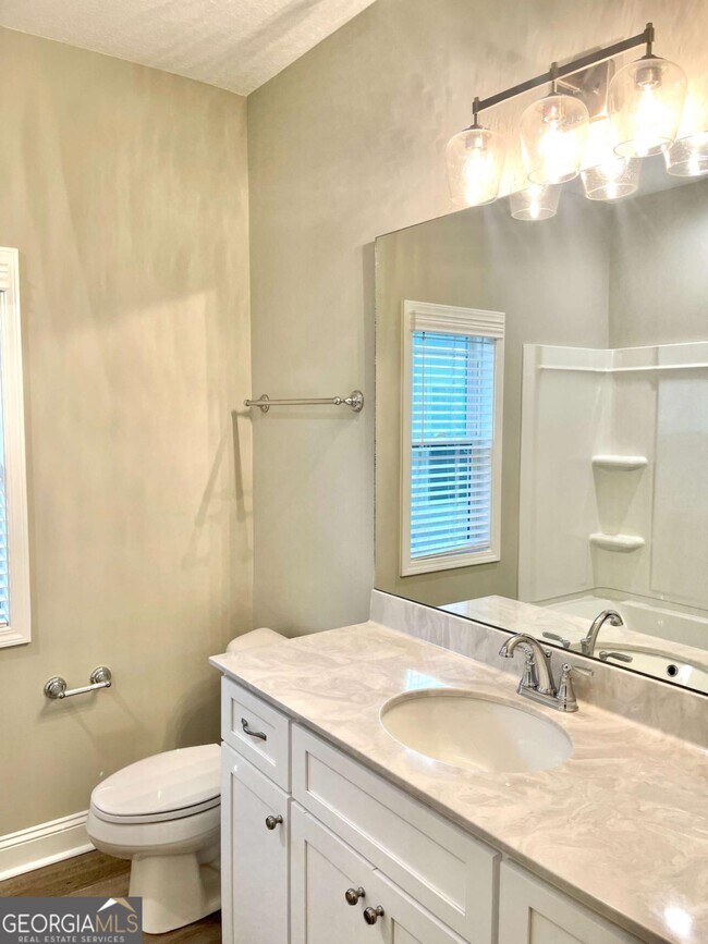 Building Photo - 160 The Villas Wy