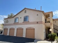 Building Photo - 1830 N Buffalo Dr