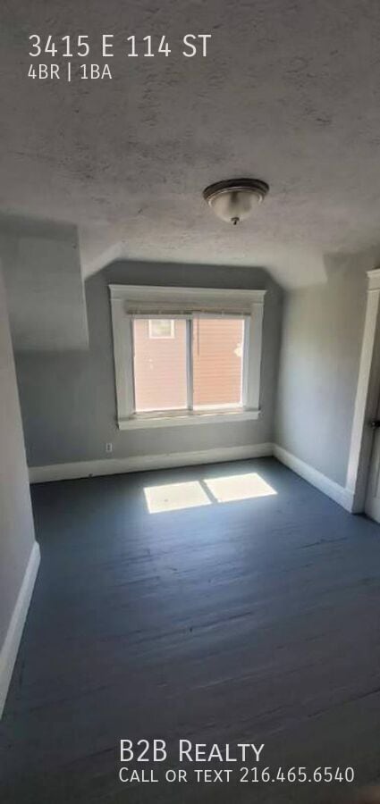 Building Photo - 3415 E 114th St