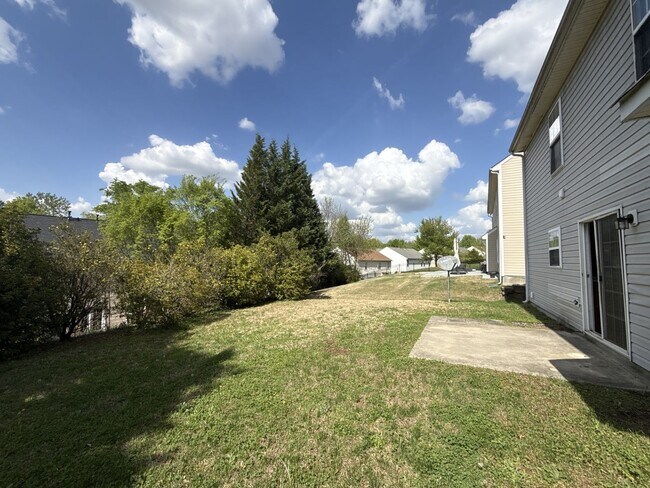 Building Photo - 4 Bedroom Home in Moss Creek!