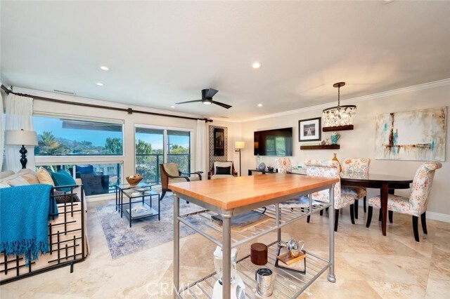 Building Photo - 174 Cliff Dr