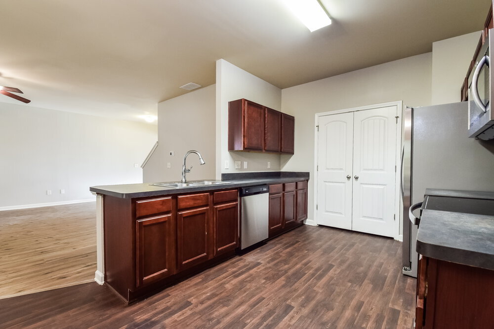 Building Photo - 118 Cassady Ln