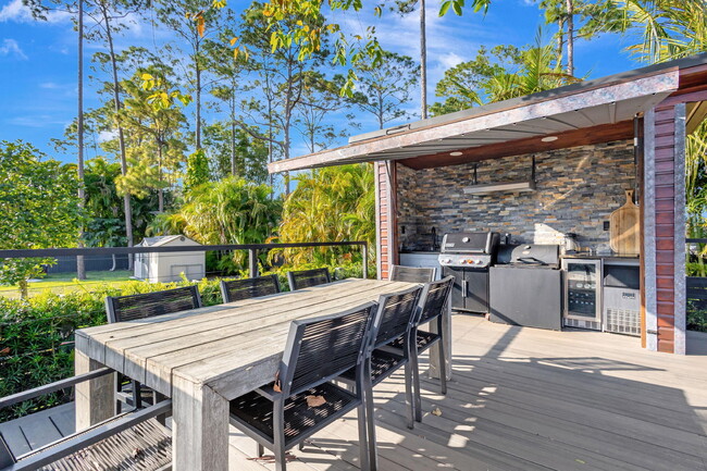 Building Photo - 13803 Citrus Grove Blvd