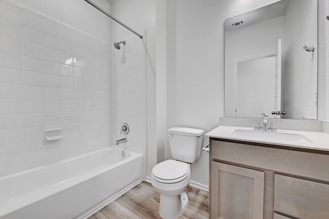 Building Photo - 216 Skipping Stone Run