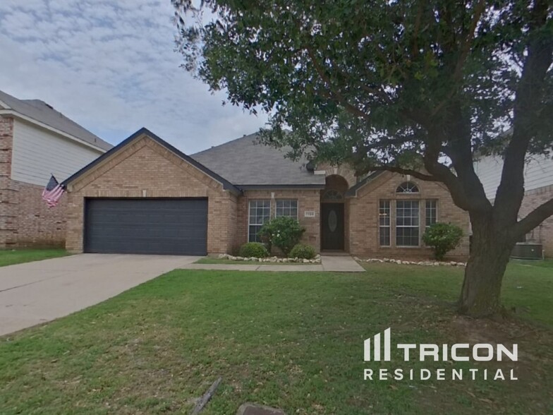 Primary Photo - 7720 Brook Meadow Ln