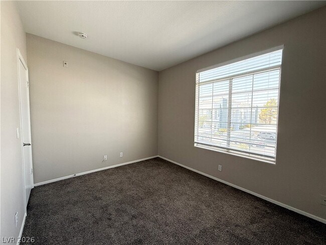 Building Photo - 2201 Ramsgate Dr